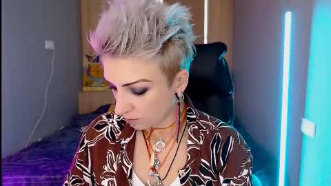 sweet_n_strong online show from 02-07-26, 12:20