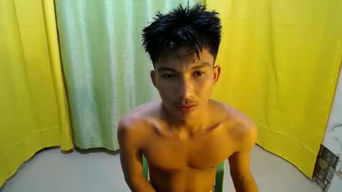 Snapshot of sweet_neth chatting on 05-09-26, 11:15 KENNETH online show from 05-09-26, 11:15