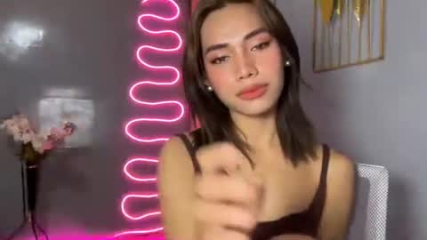 Snapshot of sweet_nikki03 chatting on 04-23-26, 10:12 sweet_nikki03 online show from 04-23-26, 10:12