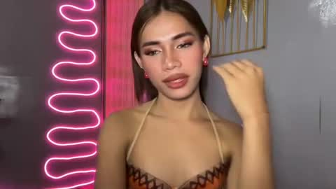 Snapshot of sweet_nikki03 chatting on 04-26-26, 09:12 sweet_nikki03 online show from 04-26-26, 09:12