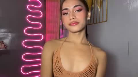 Snapshot of sweet_nikki03 chatting on 05-03-26, 10:10 sweet_nikki03 online show from 05-03-26, 10:10