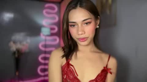 Snapshot of sweet_nikki03 chatting on 05-17-26, 08:12 sweet_nikki03 online show from 05-17-26, 08:12