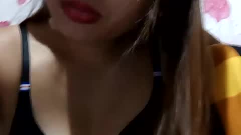 Snapshot of sweet_nina4uxx chatting on 12-28-24, 06:28 Nina online show from 12-28-24, 06:28