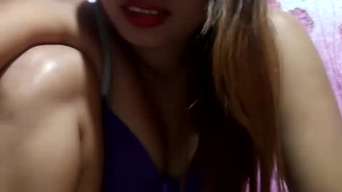 Snapshot of sweet_nina4uxx chatting on 01-10-25, 05:15 Nina online show from 01-10-25, 05:15