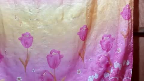 Snapshot of sweet_nina4uxx chatting on 01-23-25, 12:46 Nina online show from 01-23-25, 12:46