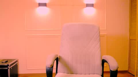 My name is Catalina. Please say hello I like to chat with you. If you have requests please use tip online show from 12-16-25, 03:33