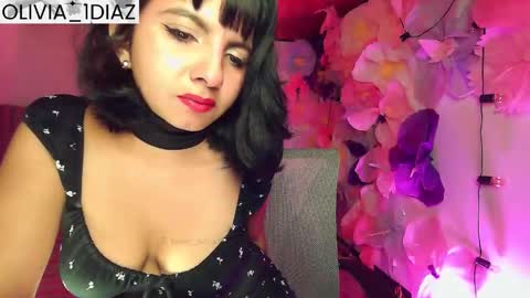 Snapshot of sweet_olivia1 chatting on 10-19-25, 01:50 Olivia Diaz  OnlyFans olivia diaz online show from 10-19-25, 01:50