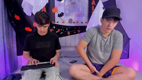 Snapshot of sweet_petter chatting on 10-18-25, 12:39 Petter online show from 10-18-25, 12:39
