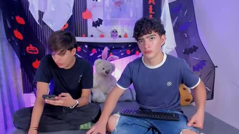 Petter online show from 10-26-25, 01:06