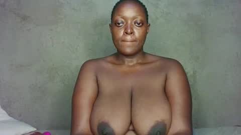 Snapshot of sweet_pie29 chatting on 04-21-26, 02:26 sweet_pie29 online show from 04-21-26, 02:26