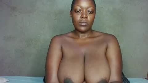 Snapshot of sweet_pie29 chatting on 05-01-26, 11:42 sweet_pie29 online show from 05-01-26, 11:42