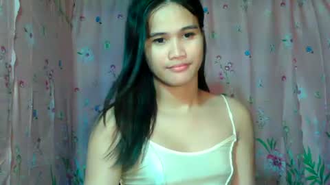 Snapshot of sweet_polly222 chatting on 07-26-26, 02:13 POLLY online show from 07-26-26, 02:13