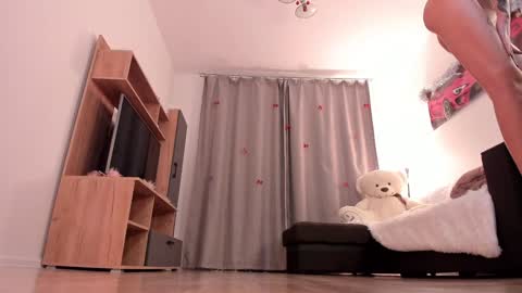 Snapshot of sweet_princess_ashley chatting on 12-29-24, 09:52 Ashley online show from 12-29-24, 09:52
