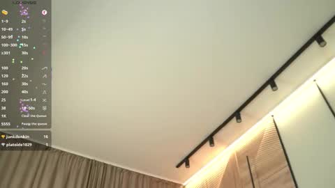 Vanessa online show from 12-19-25, 09:38