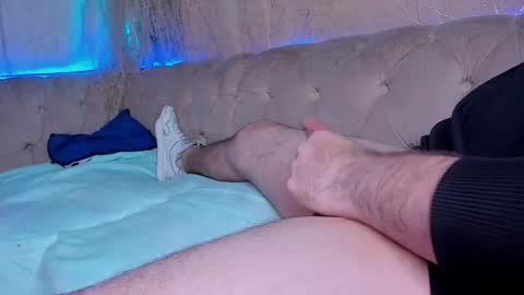 Start 18 year  Noa 19 year online show from 12-03-25, 10:41