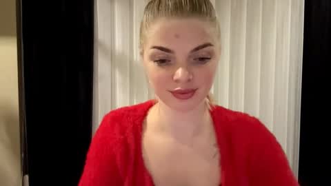 Snapshot of sweet_sinn_ chatting on 10-27-25, 09:19 Mira online show from 10-27-25, 09:19