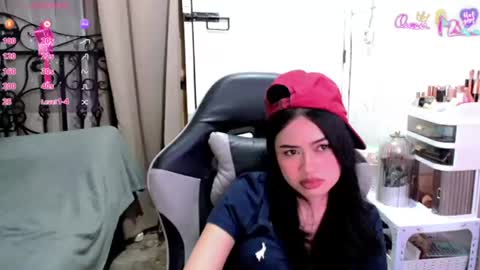 Leah online show from 07-10-26, 05:59