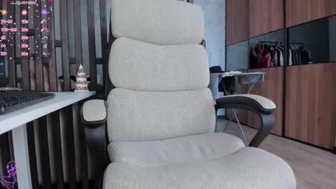 sweet_sonechka online show from 02-18-25, 11:33