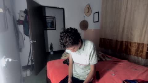 Snapshot of sweet_tippot chatting on 02-06-25, 03:06 Tippot and Germaine online show from 02-06-25, 03:06