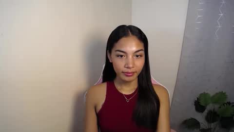 Snapshot of sweet_trishaxx chatting on 12-22-25, 04:37 Trisha online show from 12-22-25, 04:37