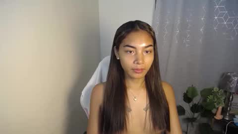 Snapshot of sweet_trishaxx chatting on 02-15-26, 05:53 Trisha online show from 02-15-26, 05:53