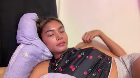 Snapshot of sweet_trishaxx chatting on 02-18-26, 10:39 Trisha online show from 02-18-26, 10:39