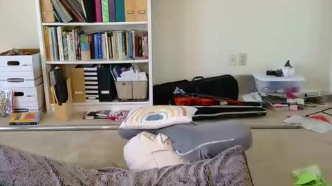 Heidi Brenner - Please check bio for schedule  FAQ online show from 01-04-25, 05:16