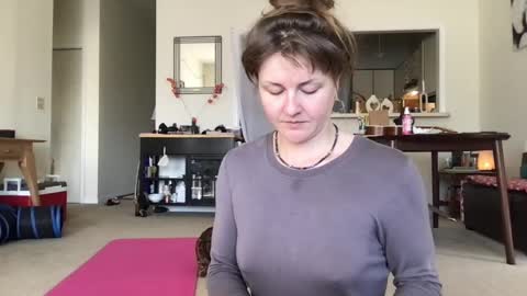 Heidi Brenner - Please check bio for schedule  FAQ online show from 06-04-26, 12:33