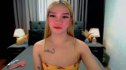 Snapshot of sweet_zoey12 chatting on 04-29-26, 09:46 bea takashi online show from 04-29-26, 09:46