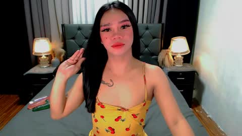 Snapshot of sweet_zoey12 chatting on 06-01-26, 09:44 bea takashi online show from 06-01-26, 09:44