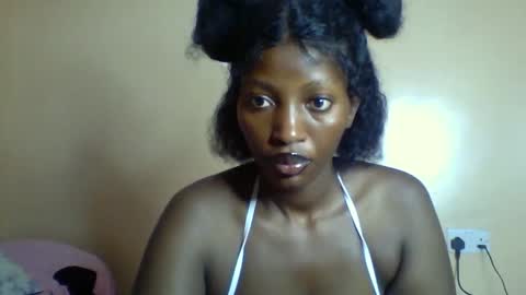 Snapshot of sweet_zuri3 chatting on 10-27-25, 02:04 zuri online show from 10-27-25, 02:04