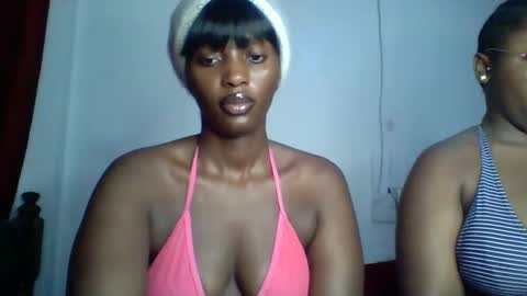 Snapshot of sweet_zuri3 chatting on 11-14-25, 02:21 zuri online show from 11-14-25, 02:21