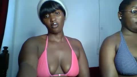 Snapshot of sweet_zuri3 chatting on 11-14-25, 02:38 zuri online show from 11-14-25, 02:38