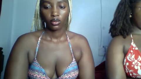Snapshot of sweet_zuri3 chatting on 11-26-25, 02:34 zuri online show from 11-26-25, 02:34