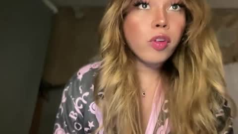 alexa your one and only queen online show from 07-01-26, 10:39