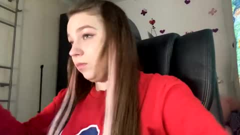 Snapshot of sweetalissa18 chatting on 12-03-24, 11:55 sweetalissa18 online show from 12-03-24, 11:55