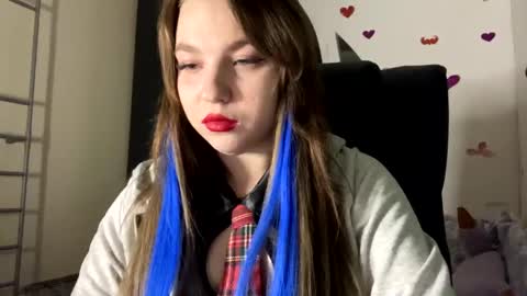Snapshot of sweetalissa18 chatting on 01-22-25, 04:55 sweetalissa18 online show from 01-22-25, 04:55
