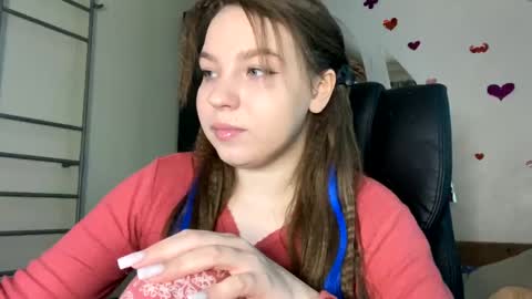 Snapshot of sweetalissa18 chatting on 02-18-25, 02:27 sweetalissa18 online show from 02-18-25, 02:27