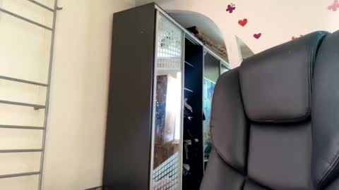 Snapshot of sweetalissa18 chatting on 02-19-25, 12:44 sweetalissa18 online show from 02-19-25, 12:44