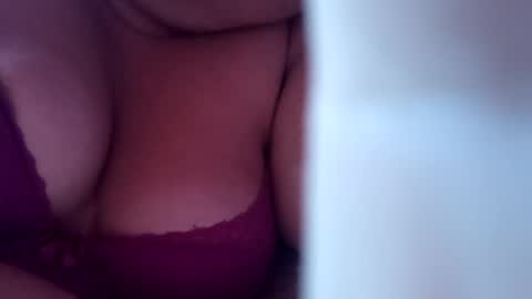 Snapshot of sweetapple808216 chatting on 03-08-25, 10:32 sweetapple808216 online show from 03-08-25, 10:32