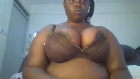 Snapshot of sweetbaby46 chatting on 09-14-25, 07:29 sweetbaby46 online show from 09-14-25, 07:29