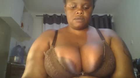 Snapshot of sweetbaby46 chatting on 10-01-25, 10:05 sweetbaby46 online show from 10-01-25, 10:05