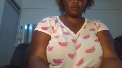 Snapshot of sweetbaby46 chatting on 10-04-25, 09:07 sweetbaby46 online show from 10-04-25, 09:07