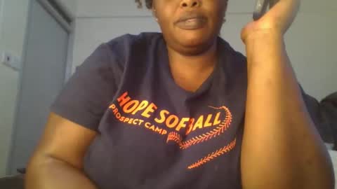 Snapshot of sweetbaby46 chatting on 10-13-25, 09:20 sweetbaby46 online show from 10-13-25, 09:20