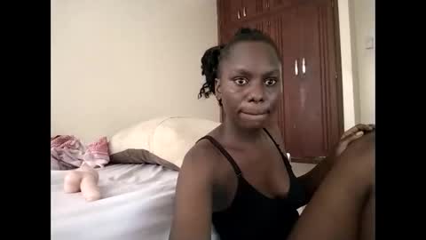 Lunargirl online show from 02-05-26, 09:25