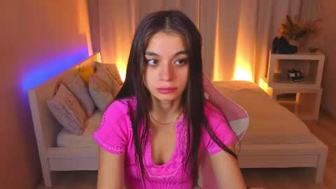 Kim online show from 06-11-26, 02:22