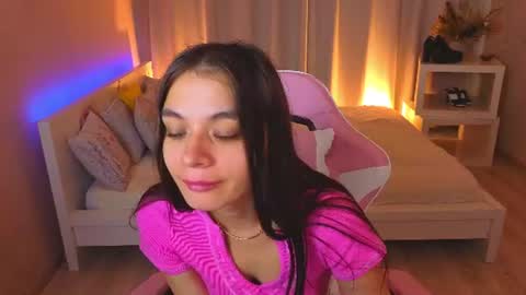 Kim online show from 06-11-26, 02:53