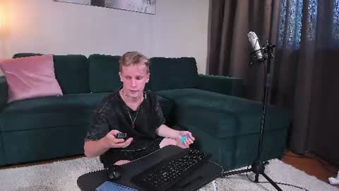 your Alex  online show from 06-25-26, 09:25