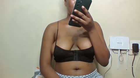 sweetbutterfly99 online show from 02-23-26, 01:25