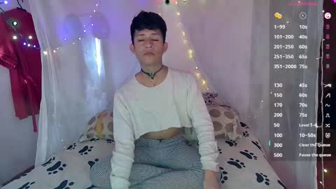 Snapshot of sweetc4meron chatting on 01-23-25, 10:01 Cameron Alejandro online show from 01-23-25, 10:01